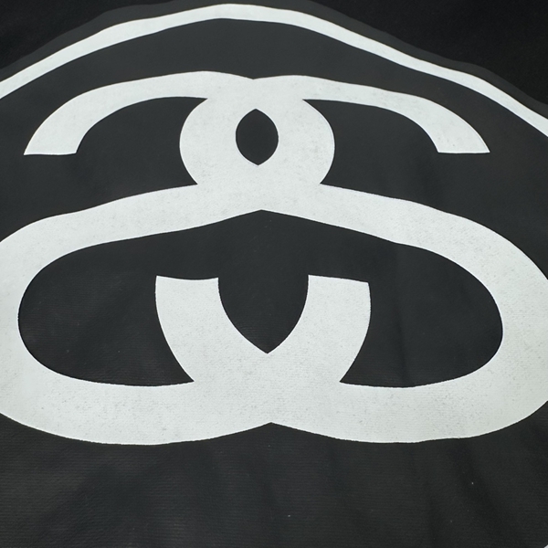 ブランドパーカー全体デザイン